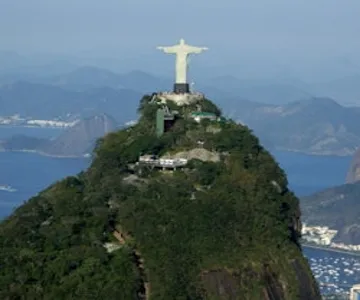Rio de Janeiro: Guided City Tour + Cable Car & Train Ticket + Lunch + Transfers